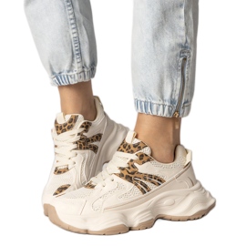 Sporturi pentru femei Beige Sneakers cu o inserție de leopard bej Sporturi pentru femei Beige Sneakers cu o inserție de leopard bej
