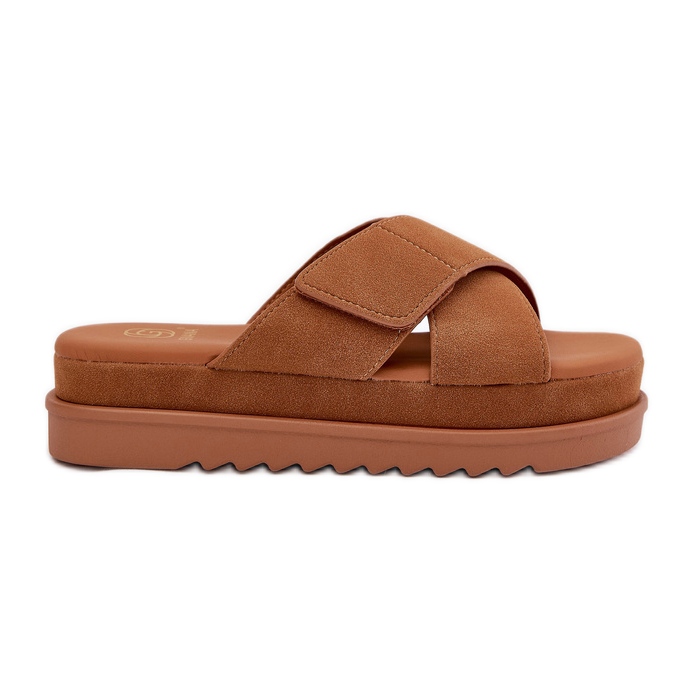 Flip -flops pentru femei pe platformă cu dungi care se împletesc maro