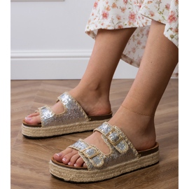 Sclipici de argint espadrilles cu catarame Sclipici de argint espadrilles cu catarame