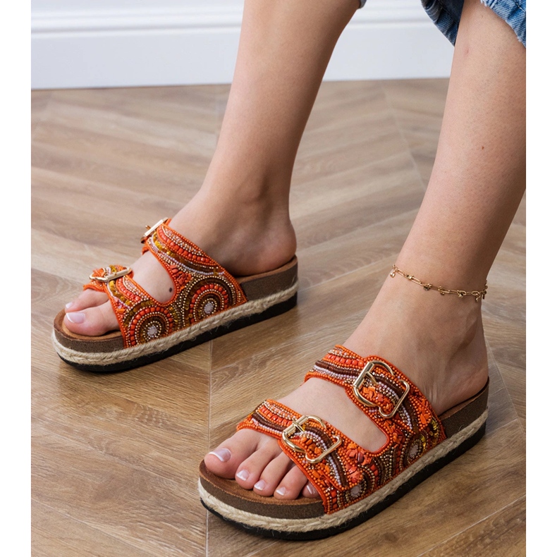 Flip -flop -uri etnice portocalii cu cleme pe dungi portocale