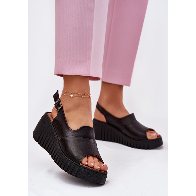 ARTIKER Sandale pentru femei din piele naturală pe Wedge Artker 54C0791 Negru ARTIKER Sandale pentru femei din piele naturală pe Wedge Artker 54C0791 Negru