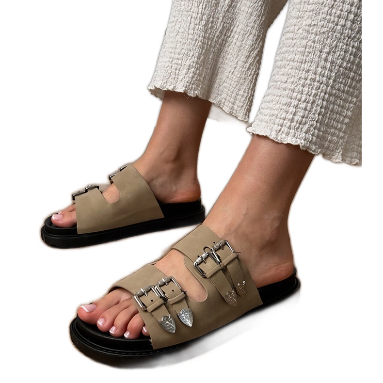 Papuci pentru femei verzi cu catarame decorative bej