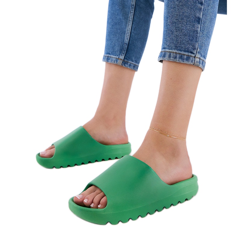 Flip -flops de cauciuc pentru femei verzi verde