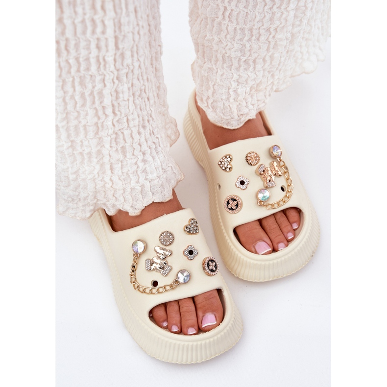 Flip -Flip Flip Flip cu pini de Aur, cerșetor ușor bej