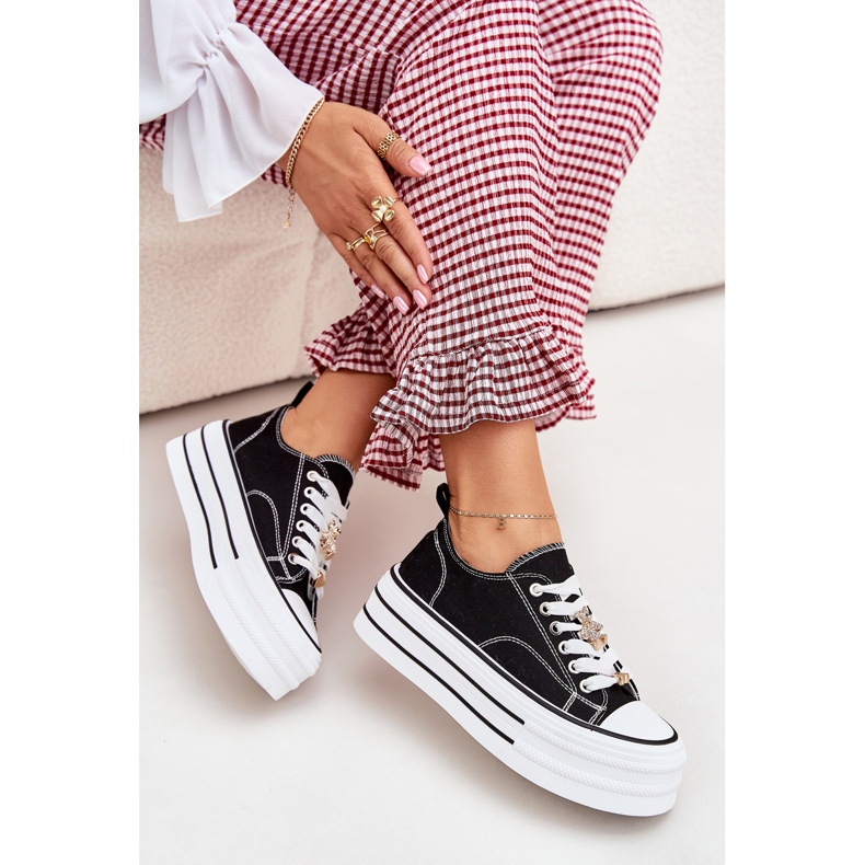 Adidași pentru femei pe platformă cu pini de aur negri negru