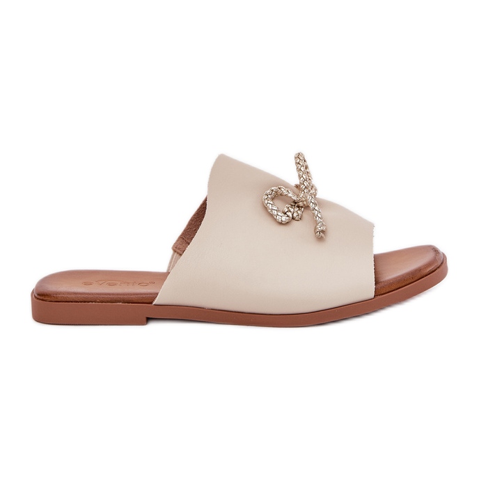 EVento Flip -flop -uri pentru femei cu lac plat cu legare decorativă bej EVento Flip -flop -uri pentru femei cu lac plat cu legare decorativă bej