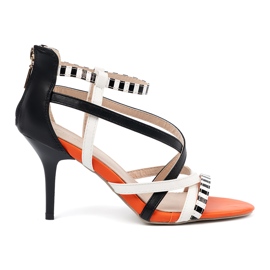 Shelvt Sandale pe curele înalte și albe multicolor Shelvt Sandale pe curele înalte și albe multicolor