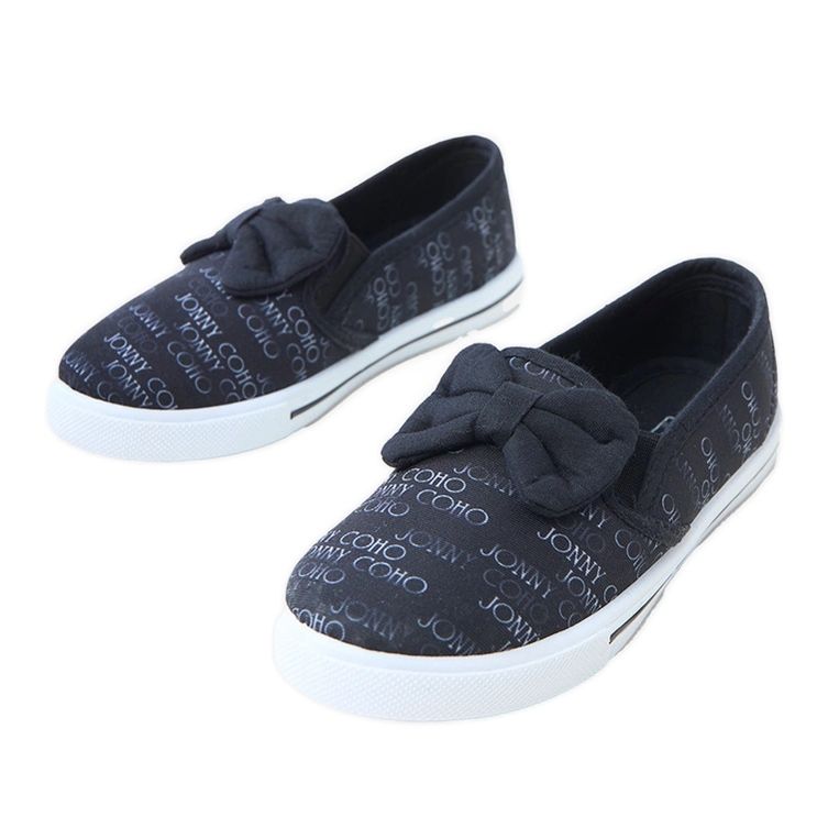 Adidașii pentru copii negri cu un arc negru Adidașii pentru copii negri cu un arc negru