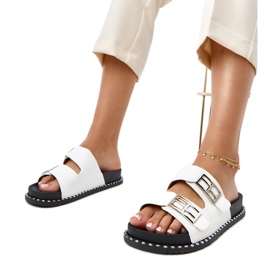 Flip -flops alb pe platforma Blau Flip -flops alb pe platforma Blau