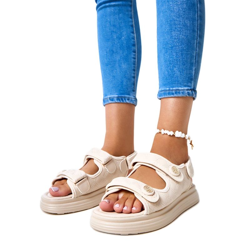 Sandale bej cu centuri de barbă reglabile