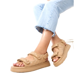 Sandale bej întunecate cu centuri de barbă reglabile maro