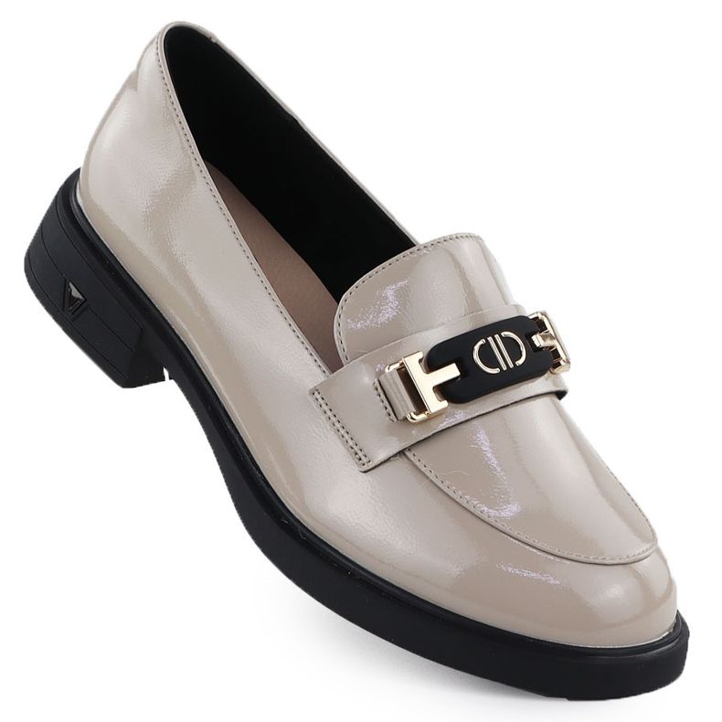 Pantofi de piele pentru femei lăcuite bej Vinceza 39957