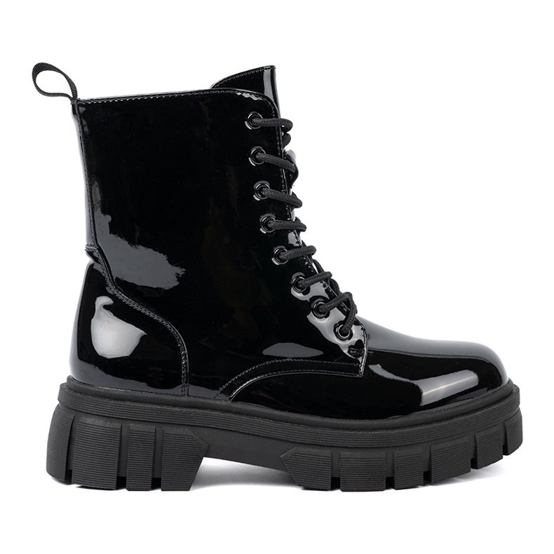 Shelvt Muncitori negri lăcuiți pe o talpă masivă negru Shelvt Muncitori negri lăcuiți pe o talpă masivă negru