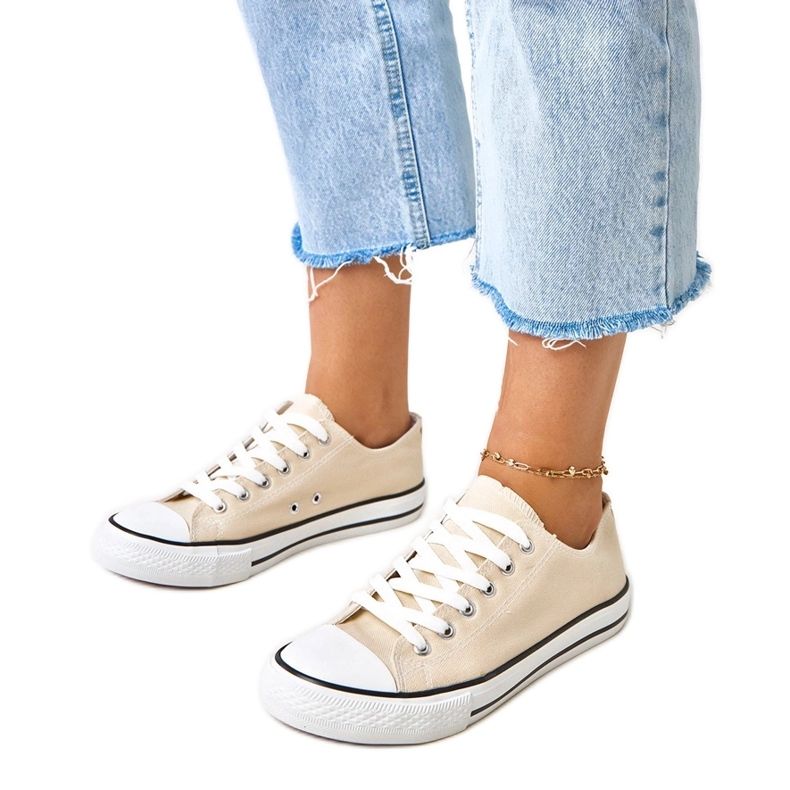 Adidași Beige Classic Women Zurhat bej