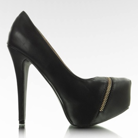 Pompe pe platforma U429 negru
