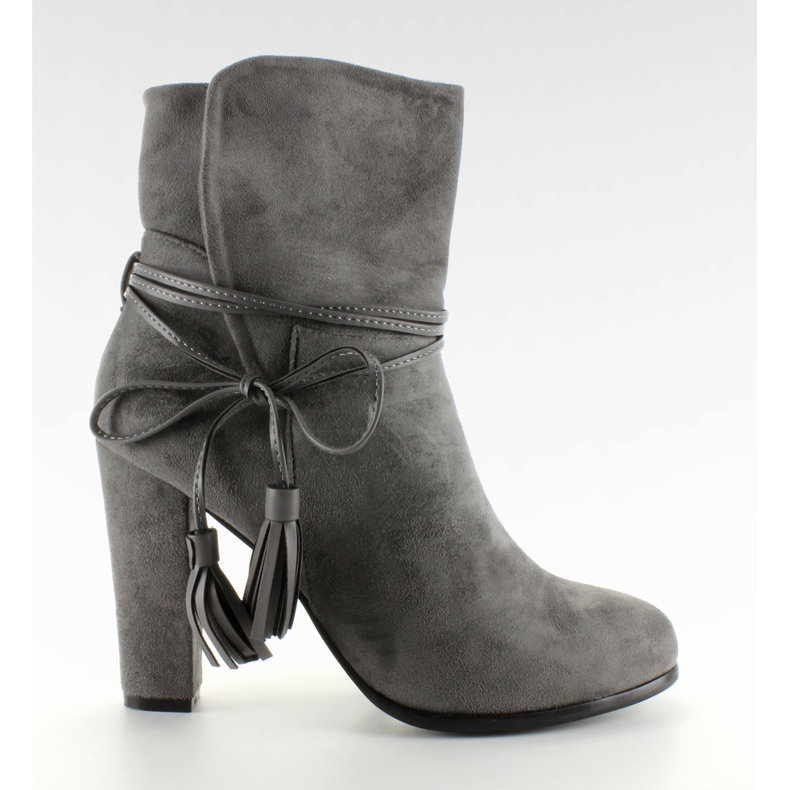 Cizme cu bretele deschise M243 Gri