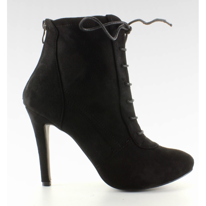 Tocuri negre din dantelă negru