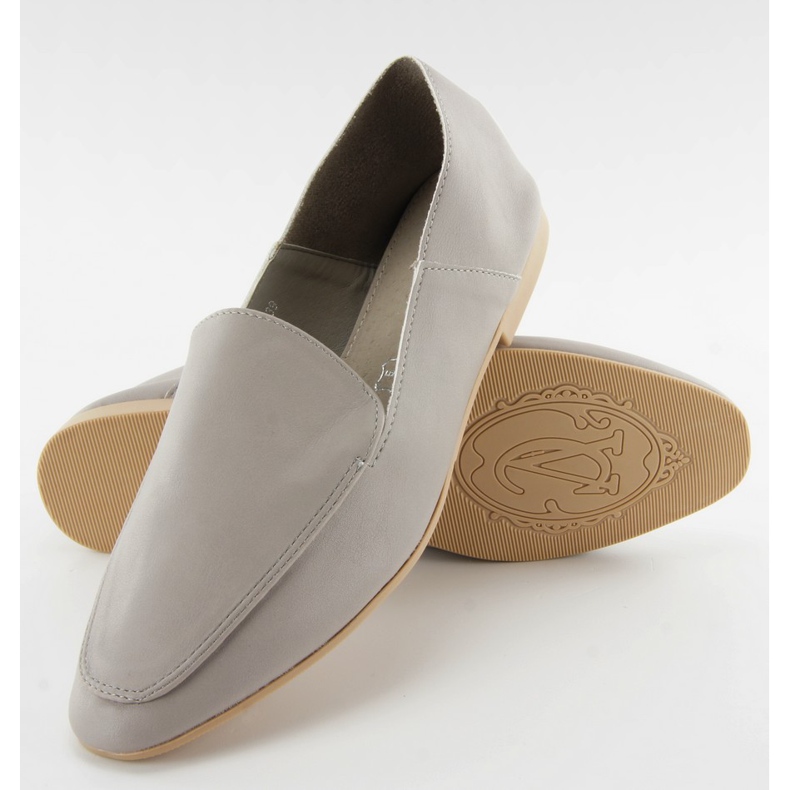 Mocasini moi ca pielea de vițel gri