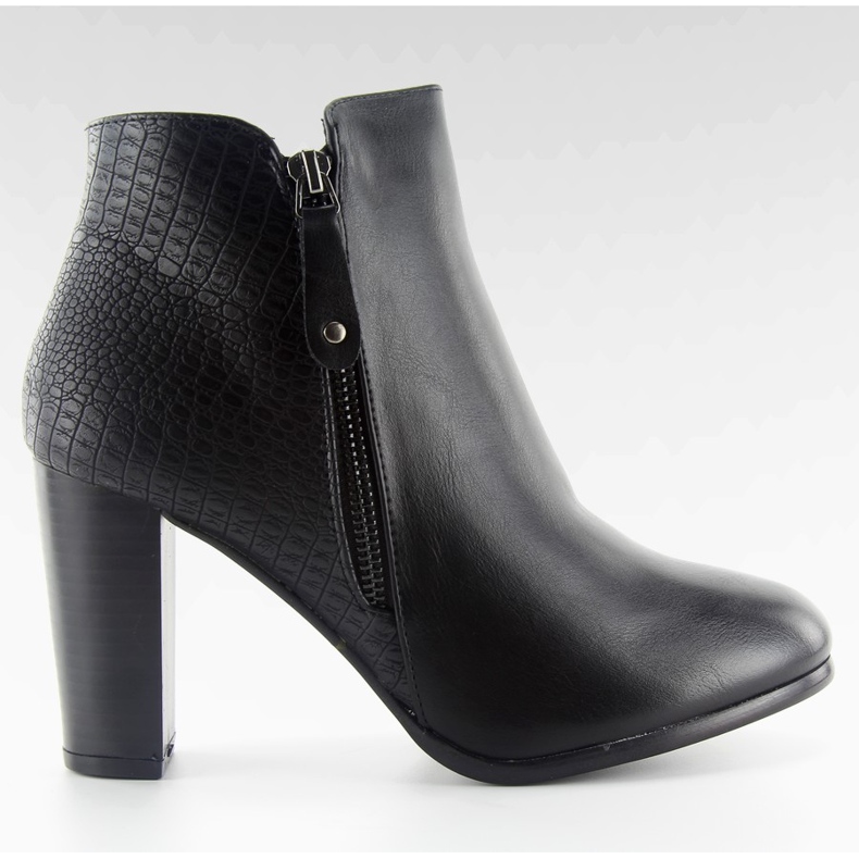 Cizme cu toc inalt f815 negre negru