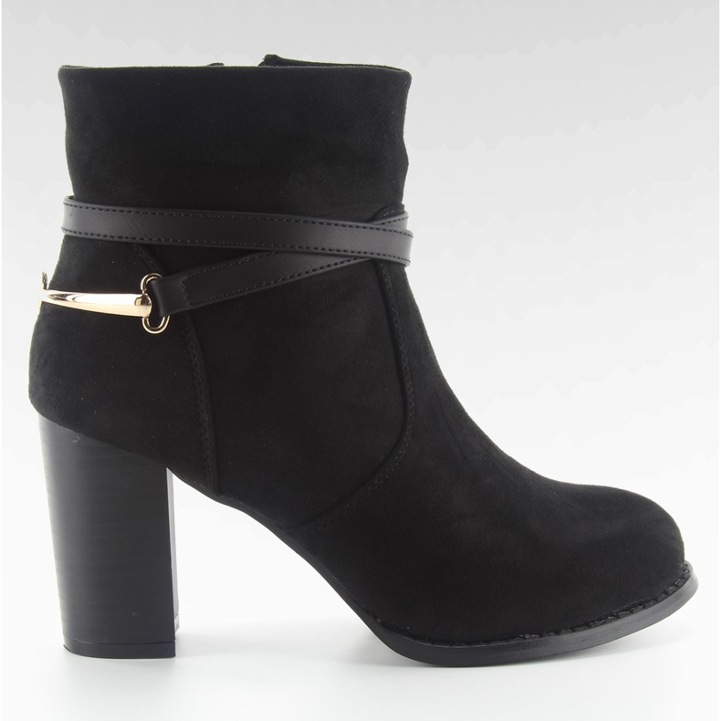 Cizme cu toc inalt cu piele intoarsa 3701 neagra negru