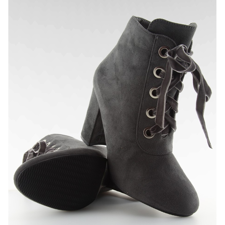 Cizme gri gri cu toc lat