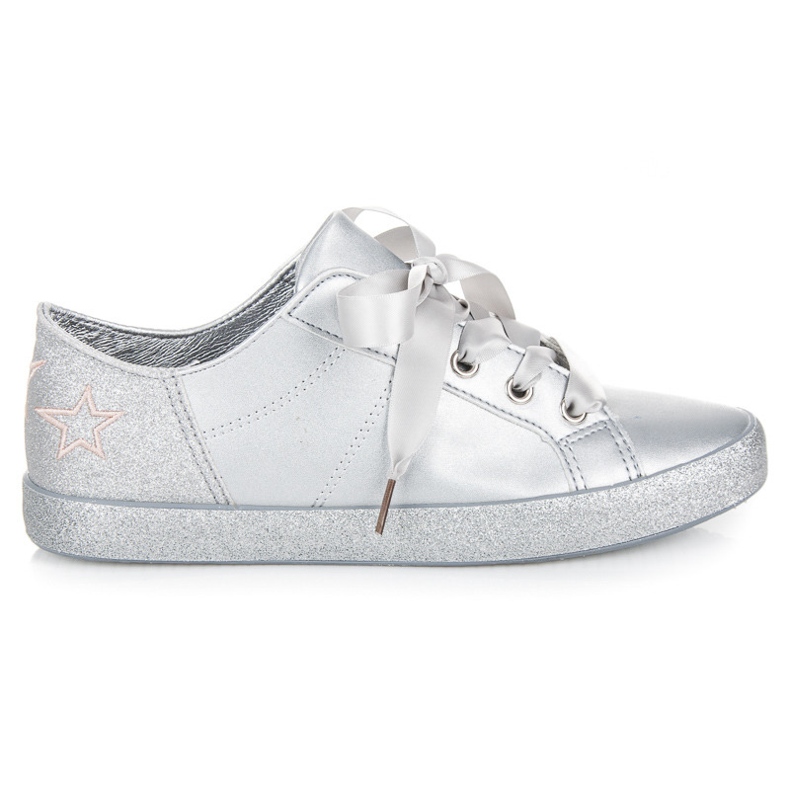 L&H Adidași legați cu o panglică gri L&H Adidași legați cu o panglică gri