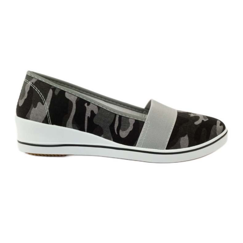 Tenisi camo Mckey 182 cu toc compensat verde Tenisi camo Mckey 182 cu toc compensat verde