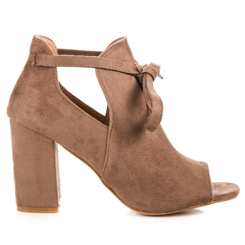 Sandale vinceza din piele intoarsa cu siret maro