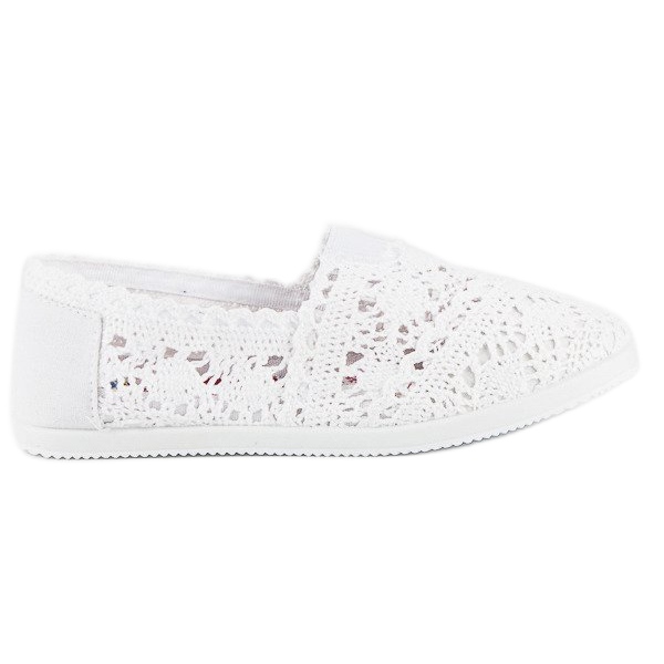 Balerini din dantela alba