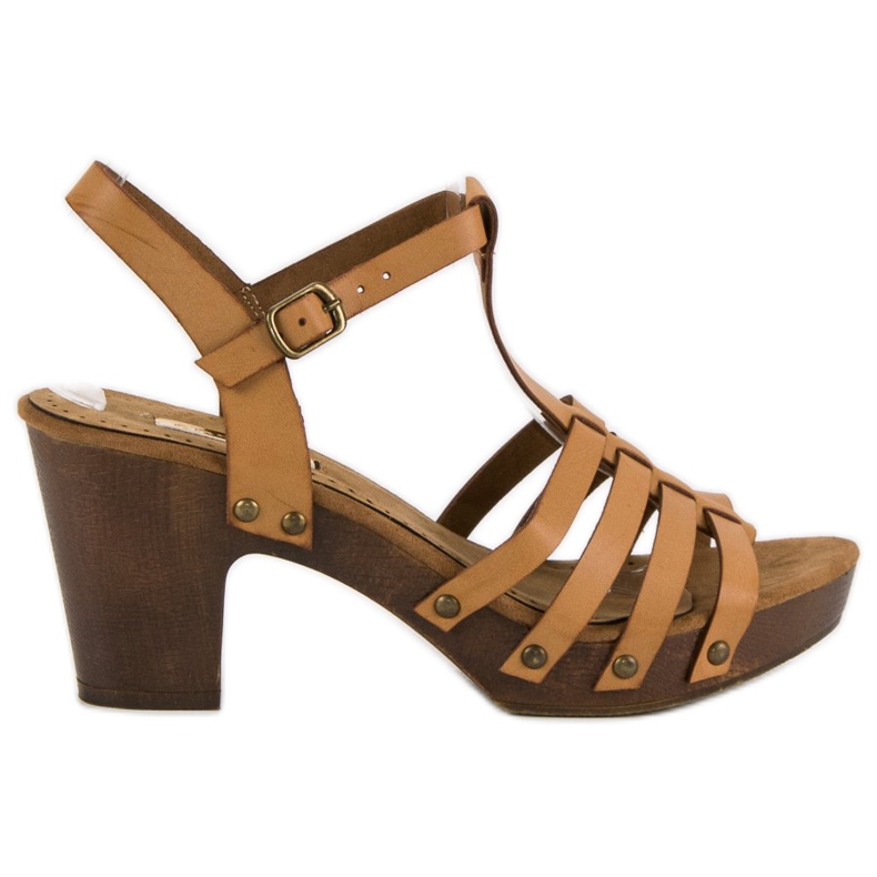 Corina Sandale ușoare pe un stâlp maro Corina Sandale ușoare pe un stâlp maro