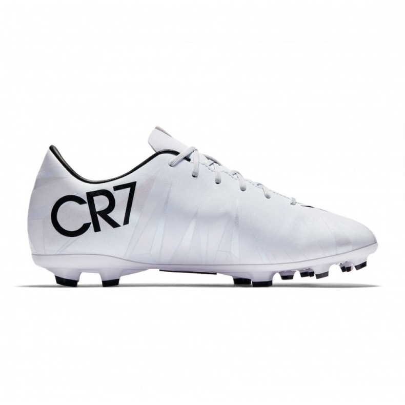 Pantofi de fotbal Nike Mercurial Victory Vi CR7 Fg Jr 852489-401 alb Pantofi de fotbal Nike Mercurial Victory Vi CR7 Fg Jr 852489-401 alb