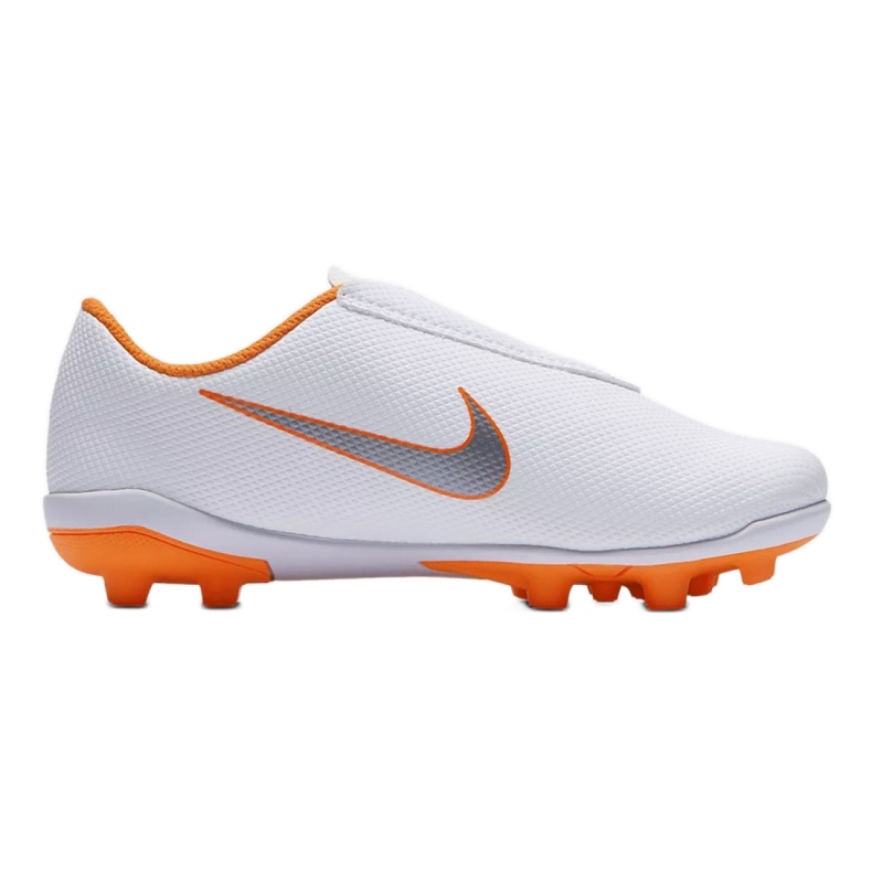 Pantofi de fotbal Nike Mercurial Vapor 12 Club Ps V Mg Jr AH7351-107 alb alb Pantofi de fotbal Nike Mercurial Vapor 12 Club Ps V Mg Jr AH7351-107 alb alb