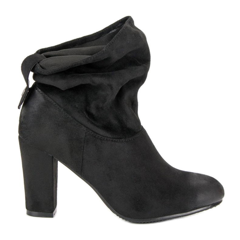 Cizme din piele de căprioară pe postarea VINCEZA negru