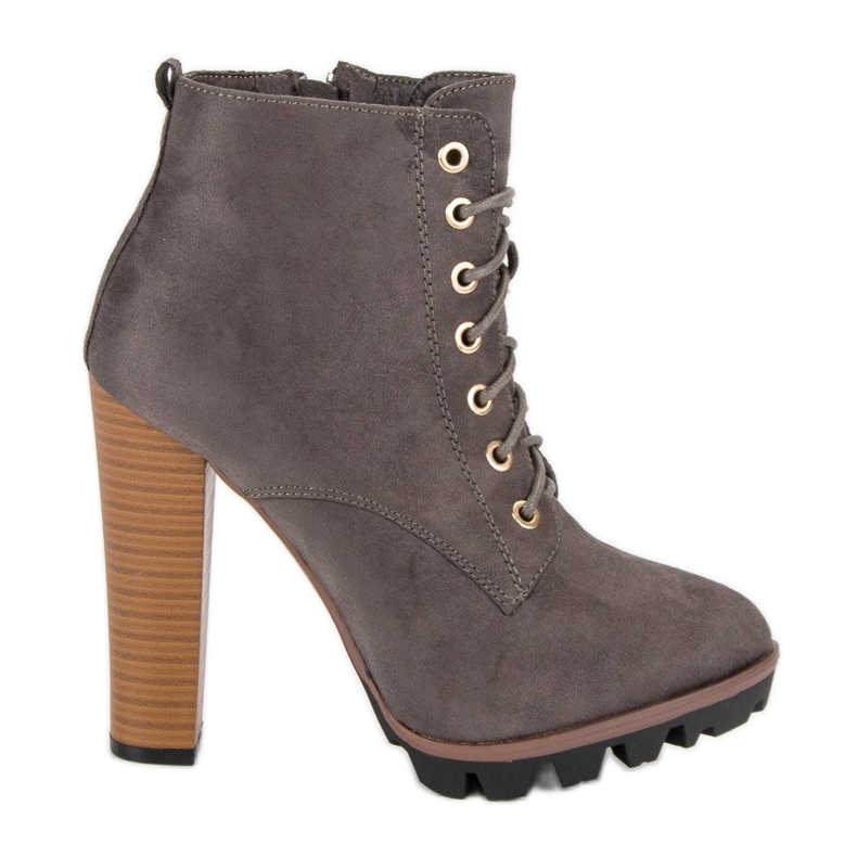 Cizme legate gri pe stâlp