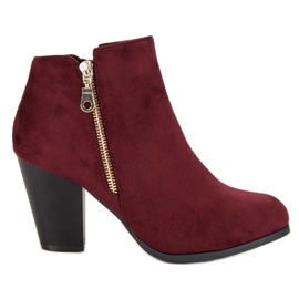 Groto Gogo Botine din piele de căprioară pe stâlp roșu Groto Gogo Botine din piele de căprioară pe stâlp roșu