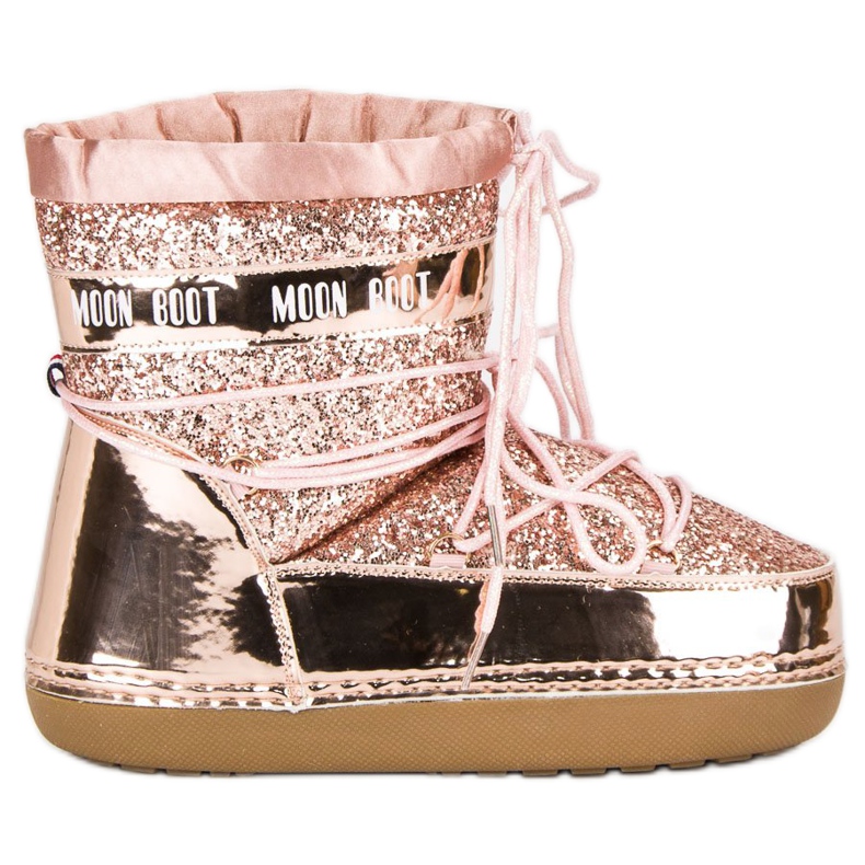 Cizme de zăpadă roz la modă