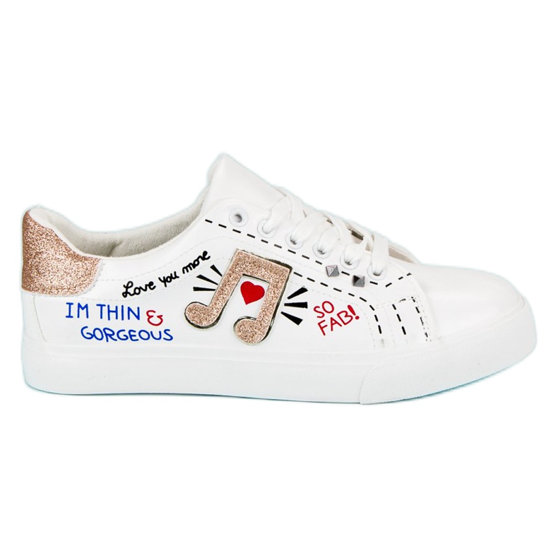 Adidași albi cu stil