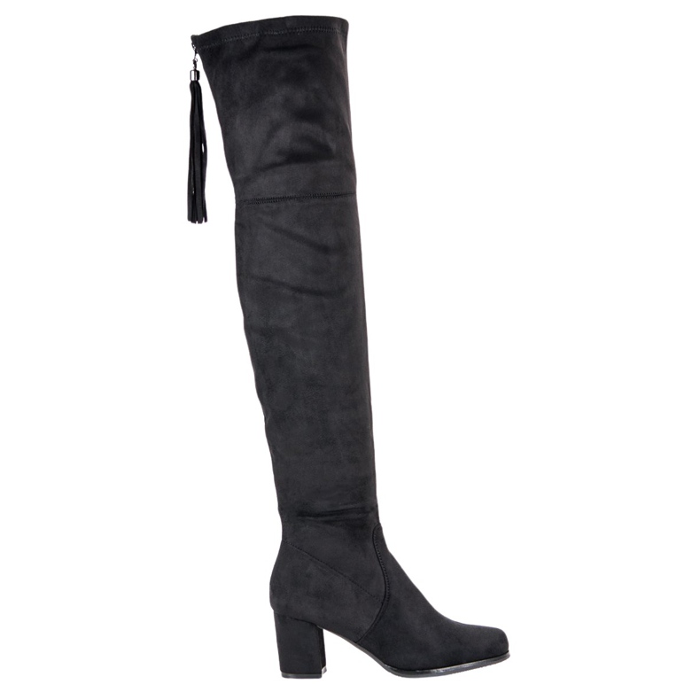 Filippo Muschetarii de piele de căprioară pe un stâlp negru