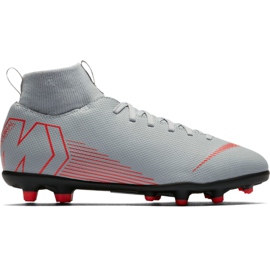Pantofi de fotbal albi Nike Mercurial Superfly 6 Club Mg Jr AH7339 060 Pantofi de fotbal albi Nike Mercurial Superfly 6 Club Mg Jr AH7339 060