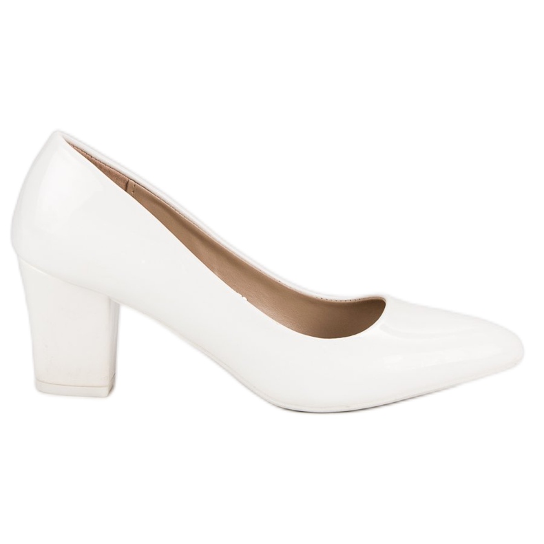 Pompe clasice lăcuite alb