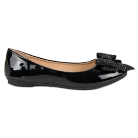Comer Balerină cu arc negru Comer Balerină cu arc negru