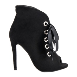 Bestelle Cizme cu vârf deschis negru