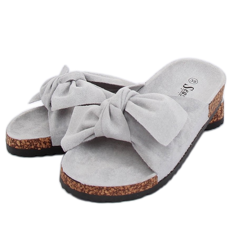 Papuci gri de piele de căprioară gri CK02P Gri