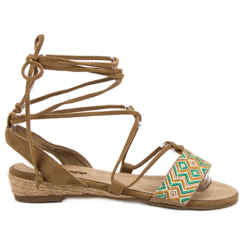 Corina Sandale legate maro