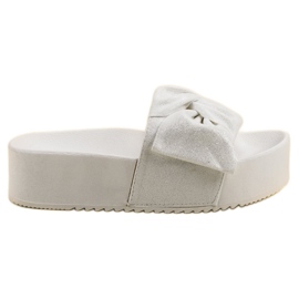 Queen Vivi Papuci din piele de căprioară pe platformă alb Queen Vivi Papuci din piele de căprioară pe platformă alb