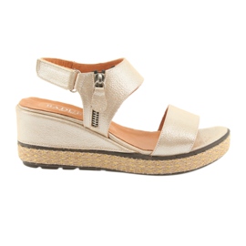 Sandale cu toc Badura 4750 cappuccino auriu de aur