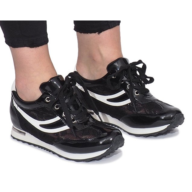 Adidași negri Mont Blanc negru