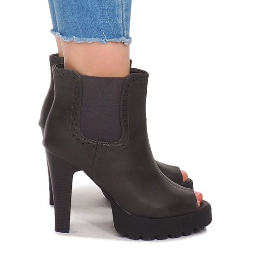 Deschideți cizmele pe un post B2901-PB Gri Deschideți cizmele pe un post B2901-PB Gri