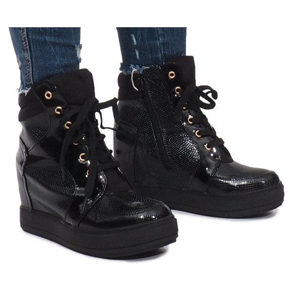 Adidași lăcuți negri pe pană Snake negru Adidași lăcuți negri pe pană Snake negru