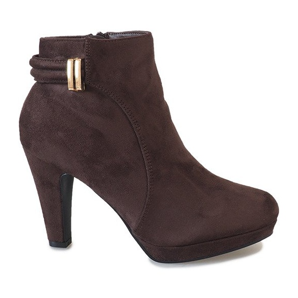 Cizme din piele de căprioară maro pe stâlpul 3263 Cizme din piele de căprioară maro pe stâlpul 3263